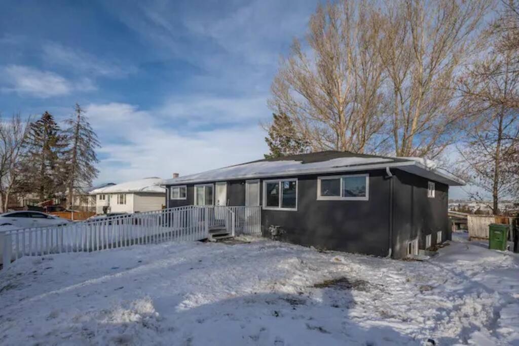 Accessible/Petfriendly-2Bedsuite YYC Exterior foto